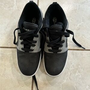 Heelys Youth Shoes